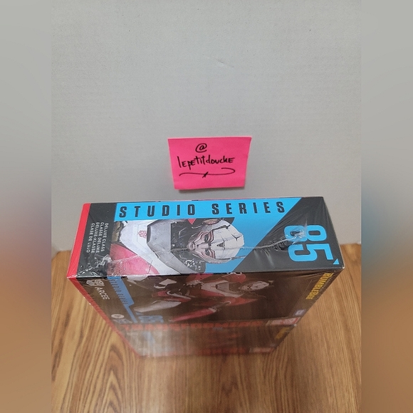 Hasbro Transformers Bumblebee Studio Series 85 Arcee & 84 Ironhide 2-Pack - Picture 3 of 8